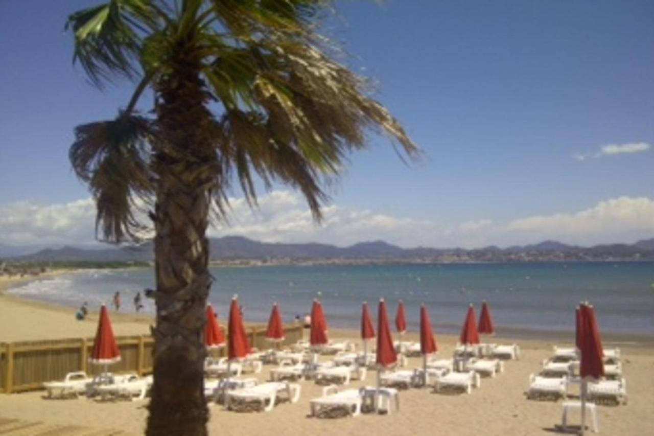 Superb Apartment With Balcony Near The Beach Saint-Raphaël Dış mekan fotoğraf